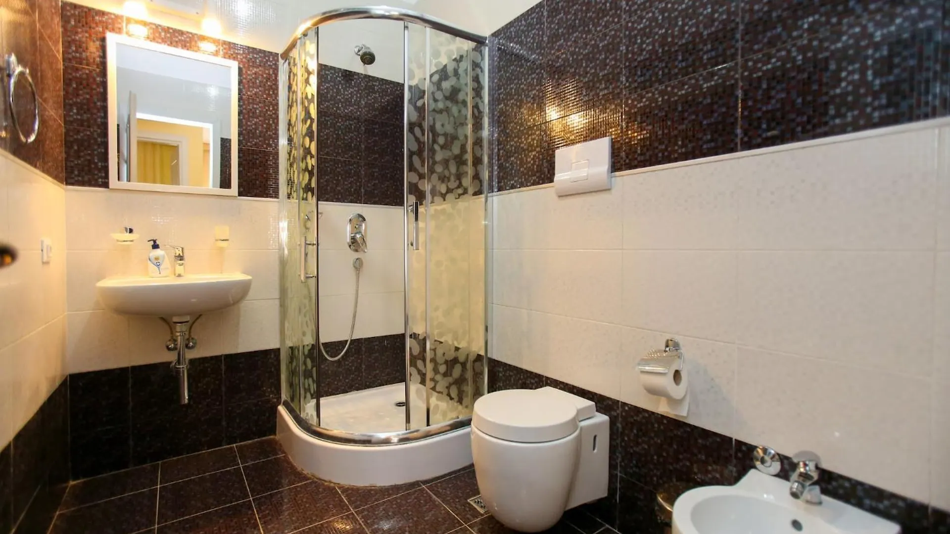 One Bedroom Coastal Apartment In Vlorë Albanie